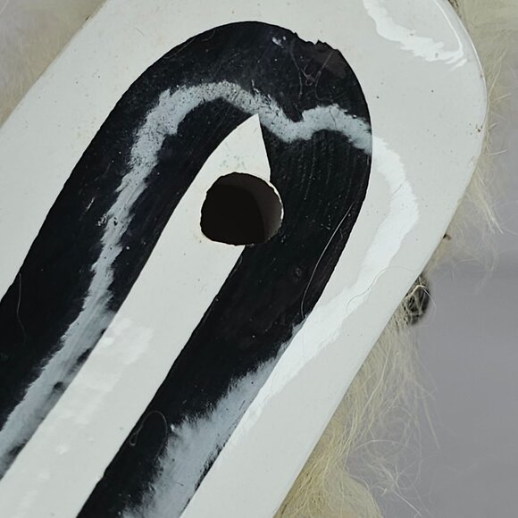 Vintage Ceramic Skunk Figurine Fur Tail Anthropomorphic KItsch *FLAW* - Picture 6 of 10